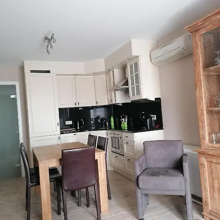 Martine Apartament *